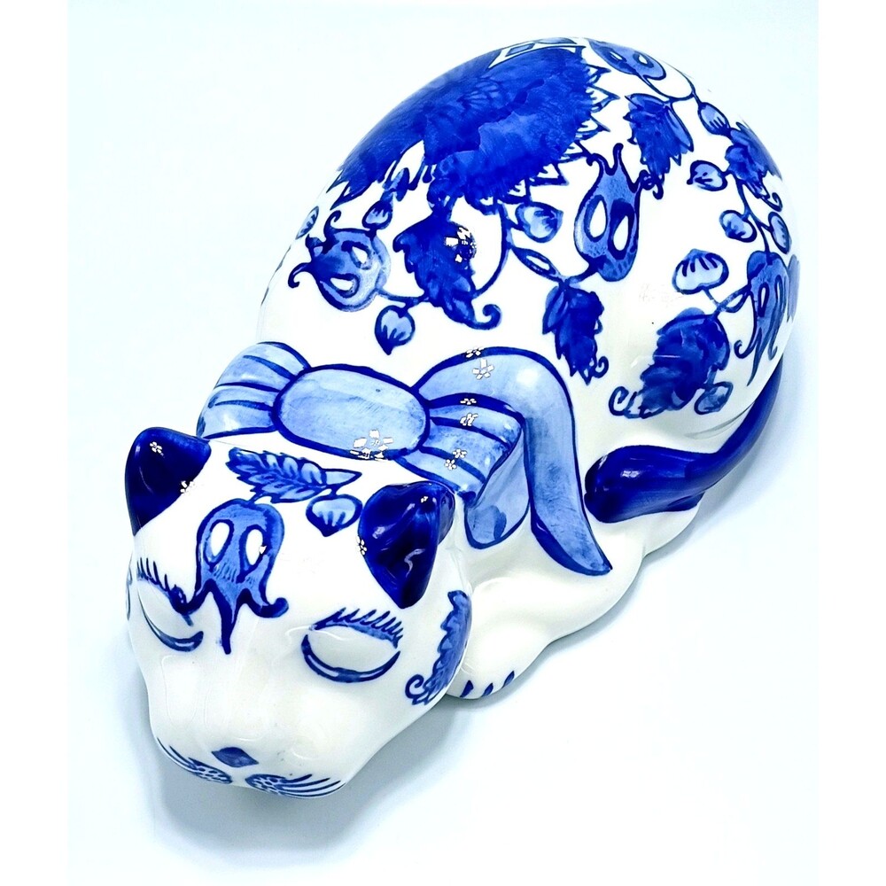 Ceramic Sleeping Cat Statue Blue White Floral Vine Chinoiserie Decor Figurine
